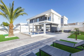 Casa Bos Dolpfin Wellness Luxury Entire Villa Pool & Jacuzzi Gran Alacant near Beach